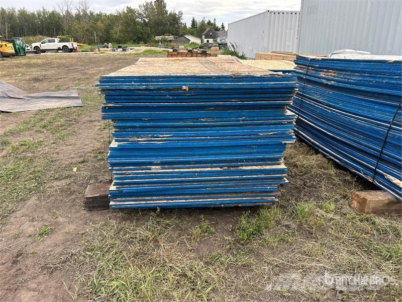  Quantity of (78) 4 in x 8 in OSB Board Drugi deli