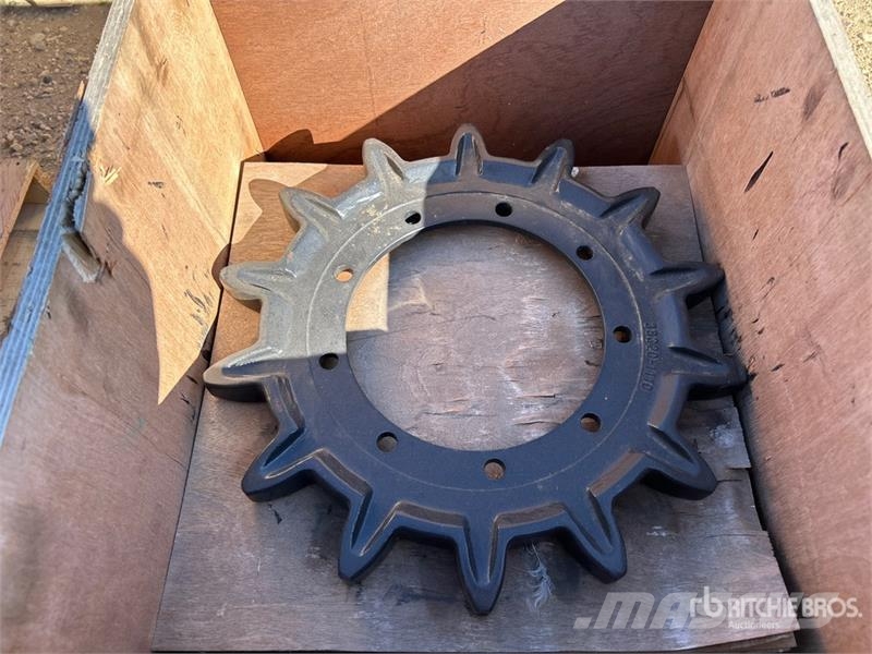 Quantity of (8) 1-38320-110 Morooka MST300 Drive S Other components