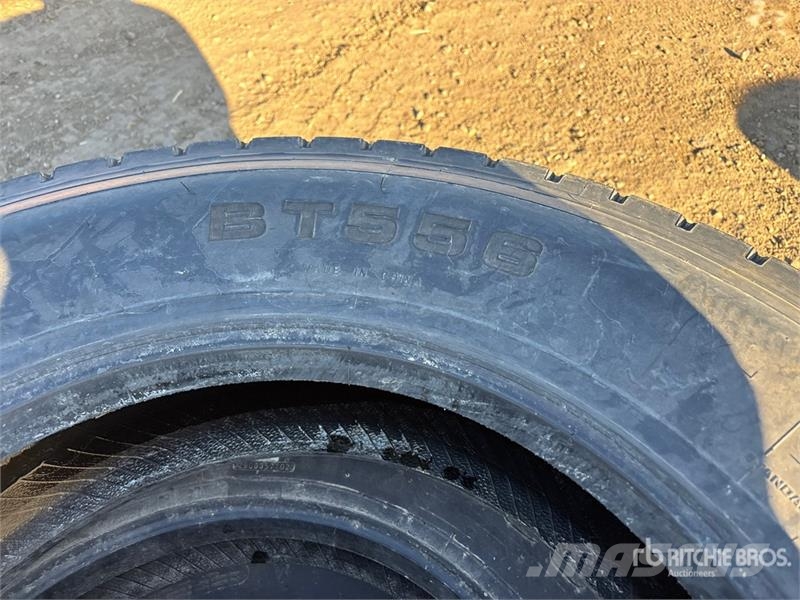  Quantity of (8) 11R24.5 Tires Шины и колёса