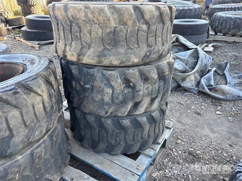  Quantity of (8) 12-16.5 Tires Gume, točkovi i felne