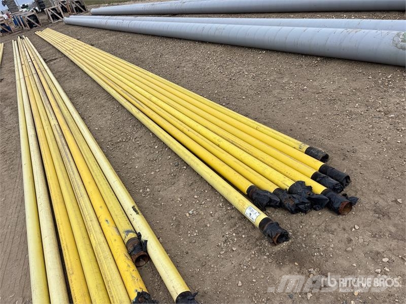 Quantity of (8) 3.5 in Steel Pipe 灌漑系統
