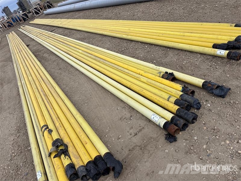 Quantity of (8) 3.5 in Steel Pipe 灌漑系統