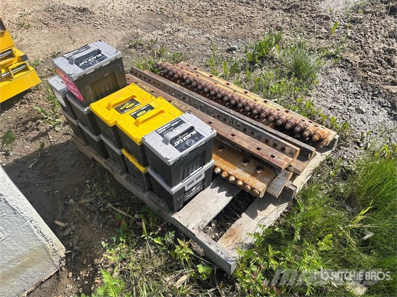 Quantity of (8) 48 in Scarifier Cutting Edges w/Ex Drugi deli