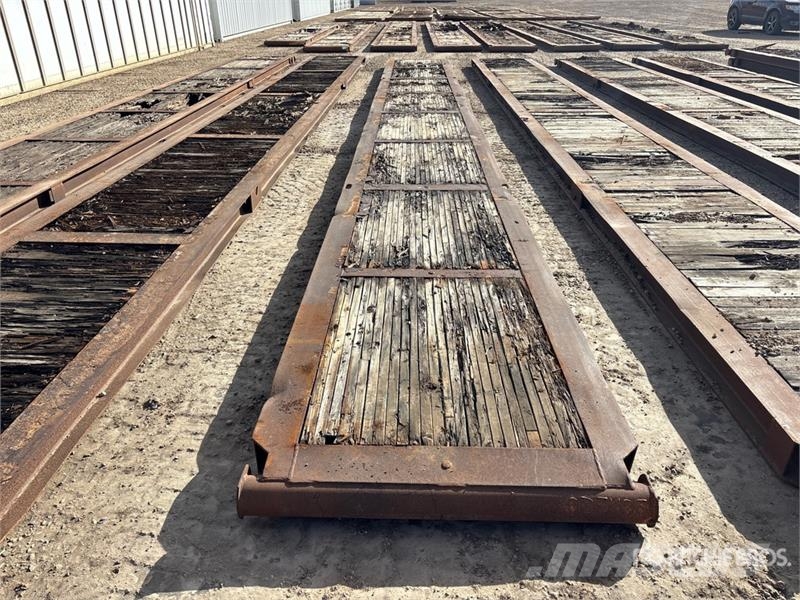 Quantity of (8) Custom Built Rig Mats Rezervni delovi i oprema za bušenje