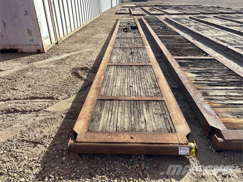 Quantity of (8) Custom Built Rig Mats Rezervni delovi i oprema za bušenje