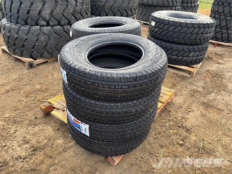 Quantity of (8) Durun ST235/80R16 Trailer Tires (U Шины и колёса