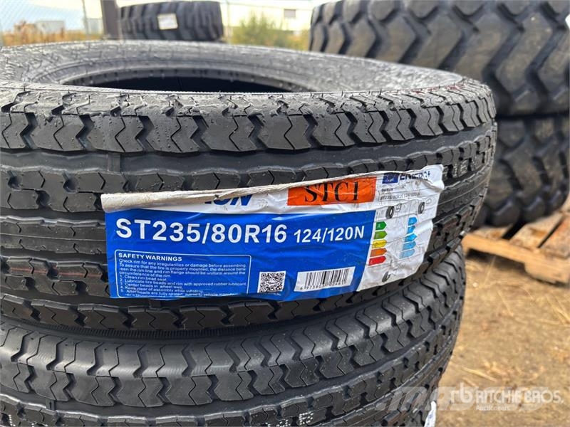 Quantity of (8) Durun ST235/80R16 Trailer Tires (U Шины и колёса