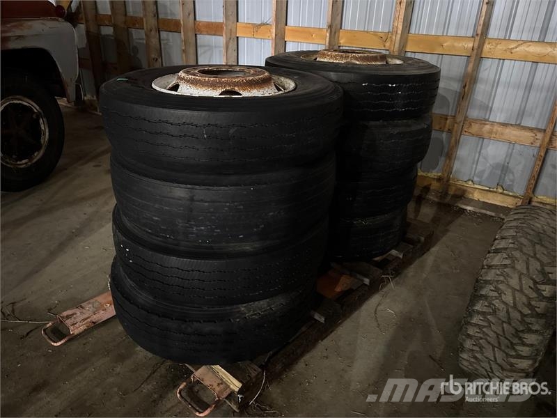 Quantity of (8) Firestone 295/75R22.5 Tires Tyres, wheels and rims