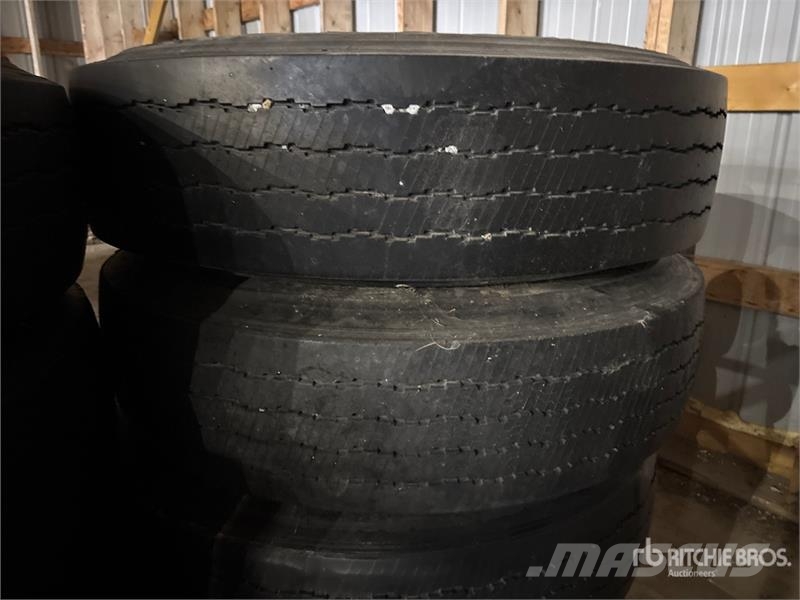 Quantity of (8) Firestone 295/75R22.5 Tires Tyres, wheels and rims
