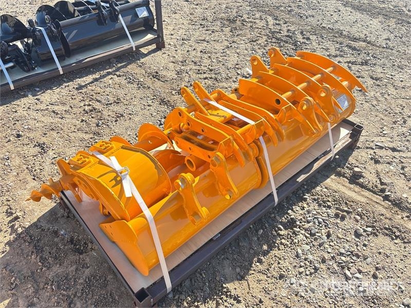 Quantity of (8) GIYI Cat 301 GYA-8 Mini Excavator Egyéb alkatrészek