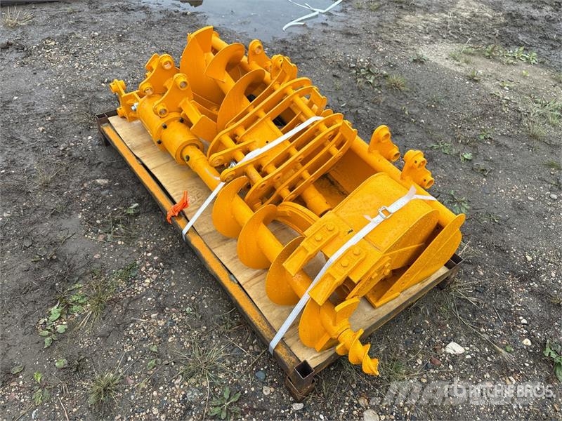 Quantity of (8) GIYI Cat 301 GYA-8 Mini Excavator Kiti naudoti statybos komponentai
