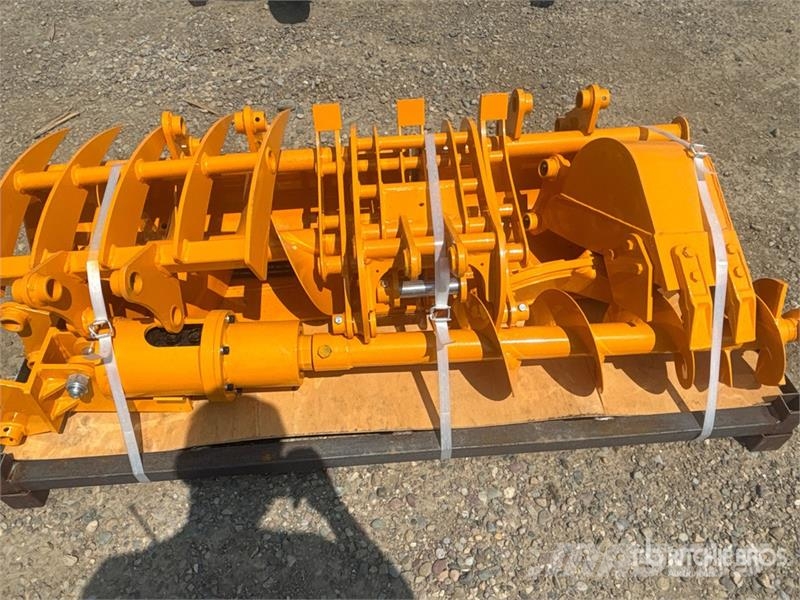Quantity of (8) GIYI Cat 301 GYA-8 Mini Excavator Drugi deli