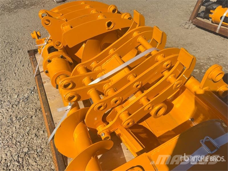 Quantity of (8) GIYI Cat 301 GYA-8 Mini Excavator Egyéb alkatrészek