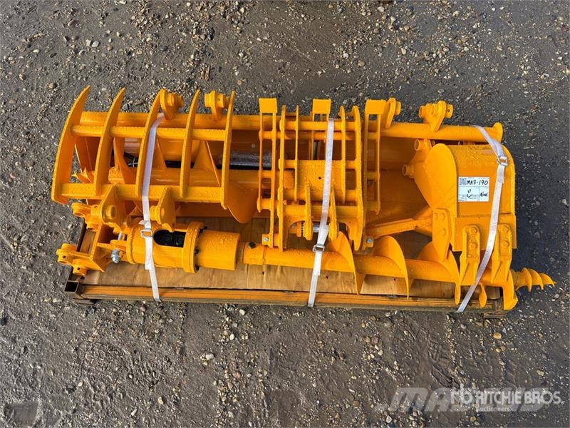 Quantity of (8) GIYI Cat 301 GYA-8 Mini Excavator Ostale komponente za građevinarstvo