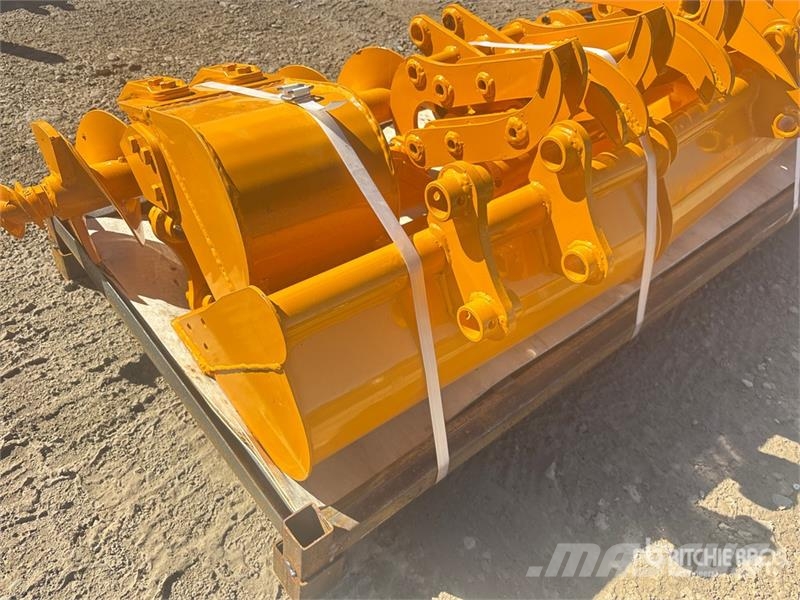 Quantity of (8) GIYI Cat 301 GYA-8 Mini Excavator Egyéb alkatrészek