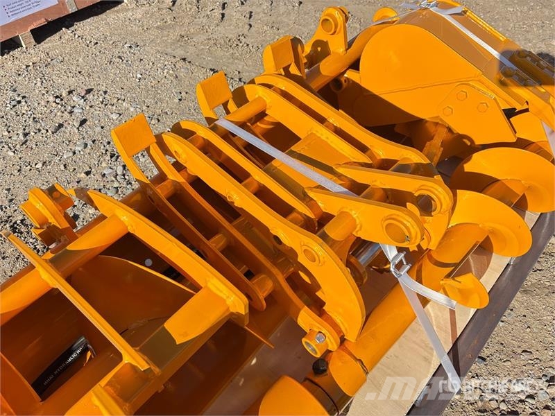 Quantity of (8) GIYI Cat 301 GYA-8 Mini Excavator Egyéb alkatrészek