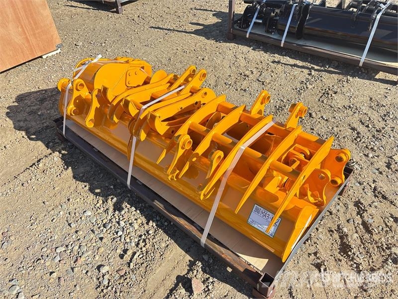 Quantity of (8) GIYI Cat 301 GYA-8 Mini Excavator Egyéb alkatrészek