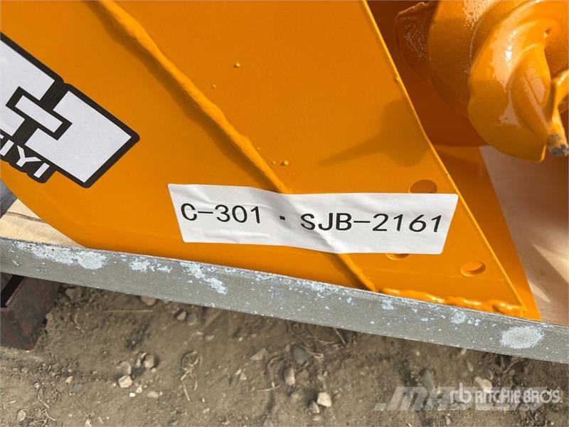 Quantity of (8) GIYI Cat 301 GYA-8 Mini Excavator Otros componentes