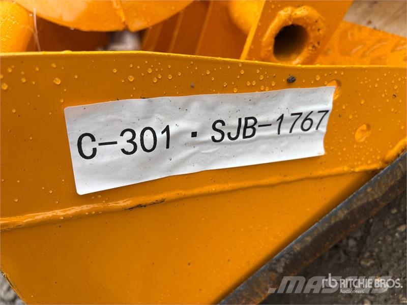 Quantity of (8) GIYI Cat 301 GYA-8 Mini Excavator Kiti naudoti statybos komponentai
