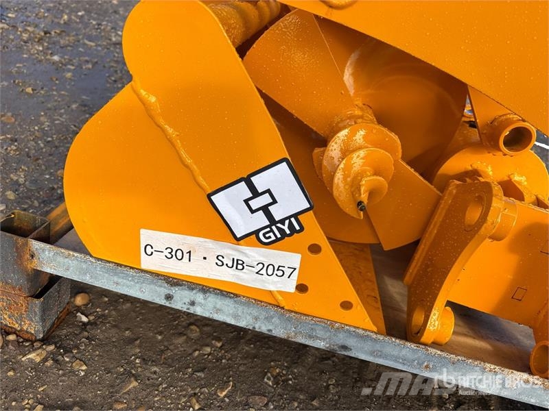 Quantity of (8) GIYI Cat 301 GYA-8 Mini Excavator Ostale komponente za građevinarstvo