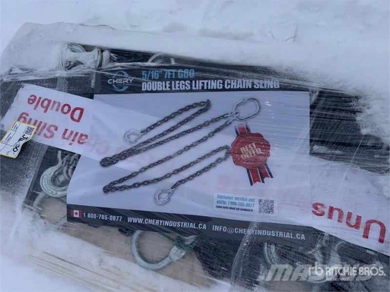Quantity of (8) Greatbear Double Leg Lifting Hook Kran-Teile und Zubehör