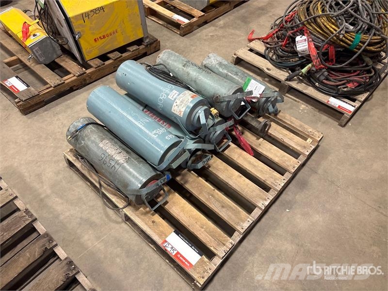  Quantity of (8) Gullco 10A-20 Portable Electrode S ماكينات زراعية - غير ذلك