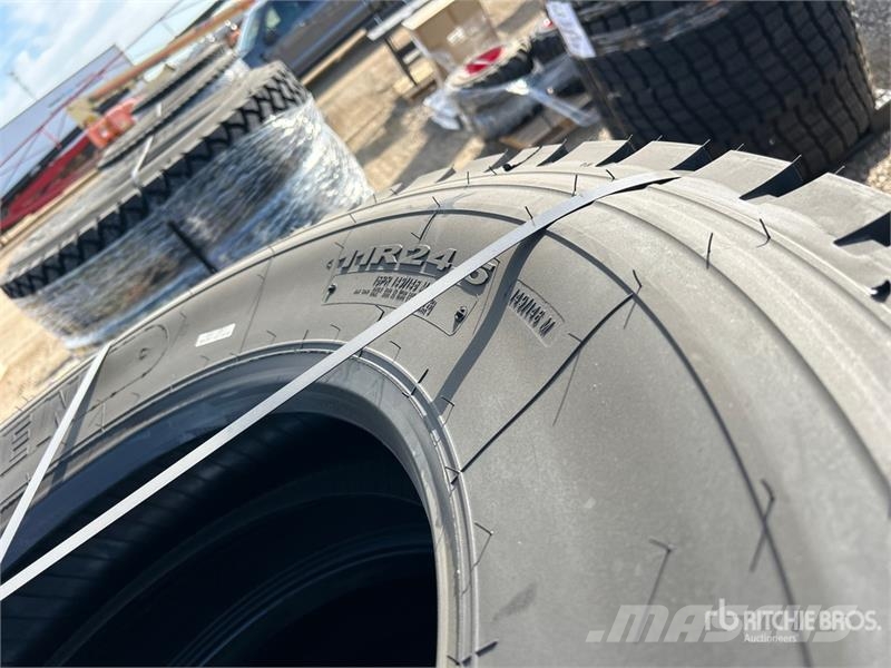 Quantity of (8) Kapsen 11R24.5 Tires (Unused) Tyres, wheels and rims