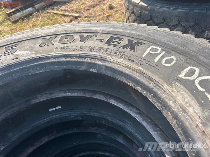  Quantity of (8) Michelin XDY-EX 11R24.5 Tires Tyres, wheels and rims