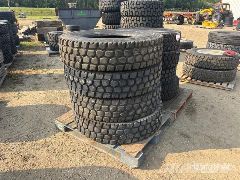  Quantity of (8) Michelin XDY- EX2 11R24.5 Tires Tyres, wheels and rims