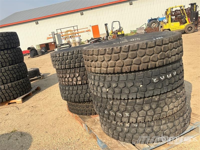  Quantity of (8) Michelin XDY- EX2 11R24.5 Tires Tyres, wheels and rims