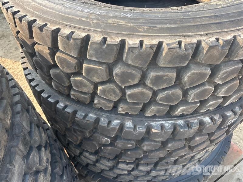  Quantity of (8) Michelin XDY- EX2 11R24.5 Tires Tyres, wheels and rims