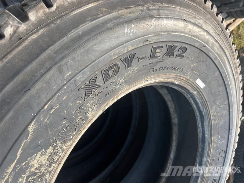  Quantity of (8) Michelin XDY- EX2 11R24.5 Tires Tyres, wheels and rims