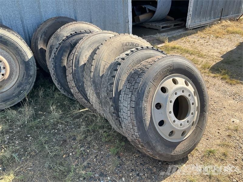 Quantity of (8) Mixed Tires Шины и колёса