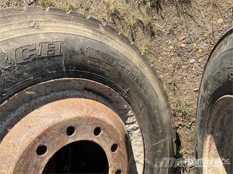 Quantity of (8) Mixed Tires Шины и колёса