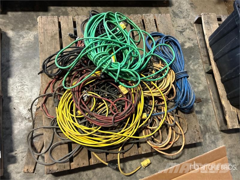 Quantity of (8) of Extension Cable Drugi deli
