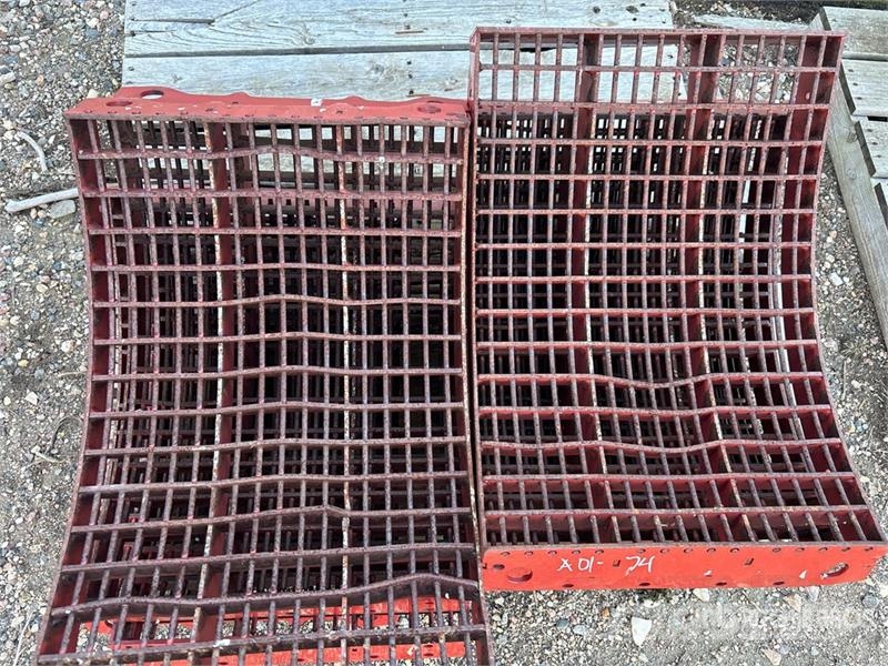 Quantity of (8) Pea Concave - Fits Case IH 9240 & Drugi deli