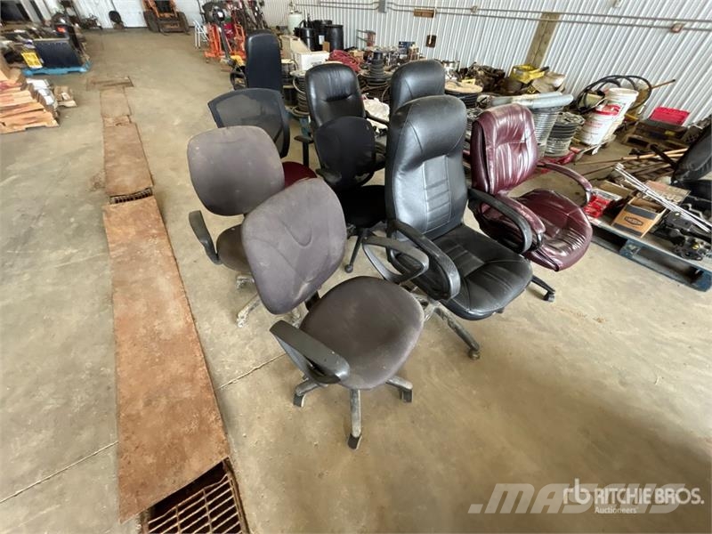  Quantity of (8) Roller Office Chairs Drugi deli