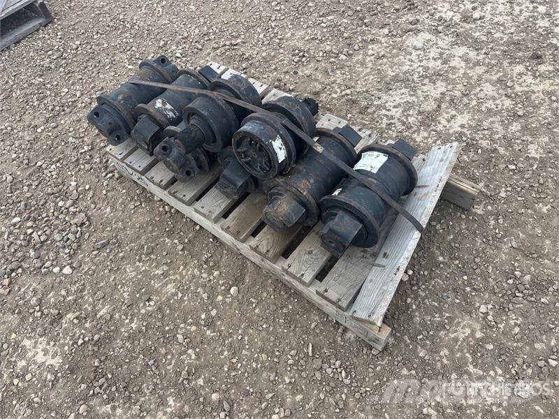  Quantity of (8) Rollers Andre komponenter