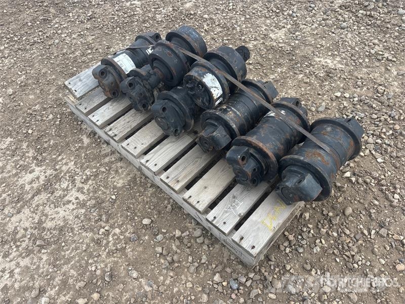 Quantity of (8) Rollers Andre komponenter