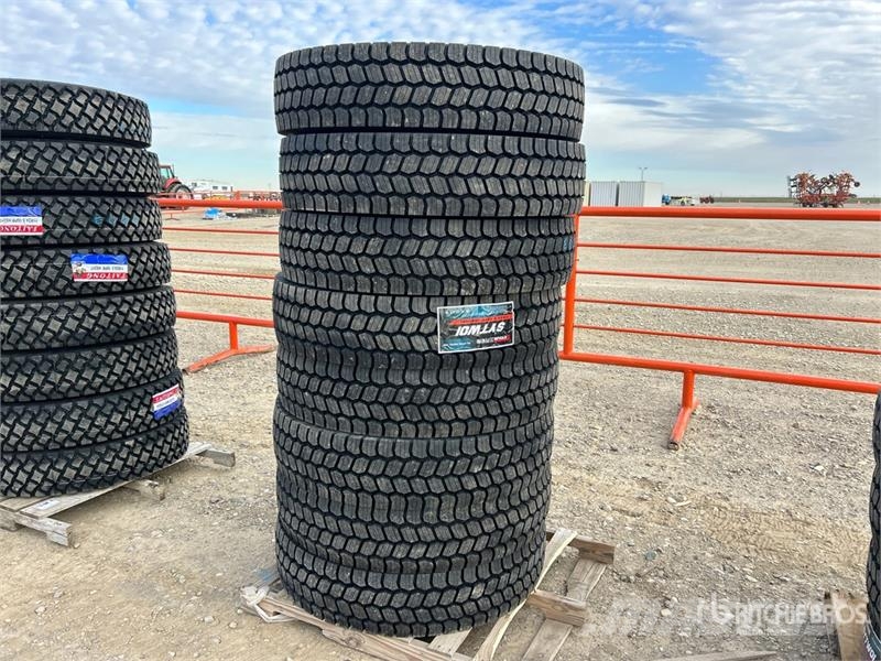  Quantity of (8) Seyoun 11R24.5 Tires (Unused) Pneus, roues et jantes