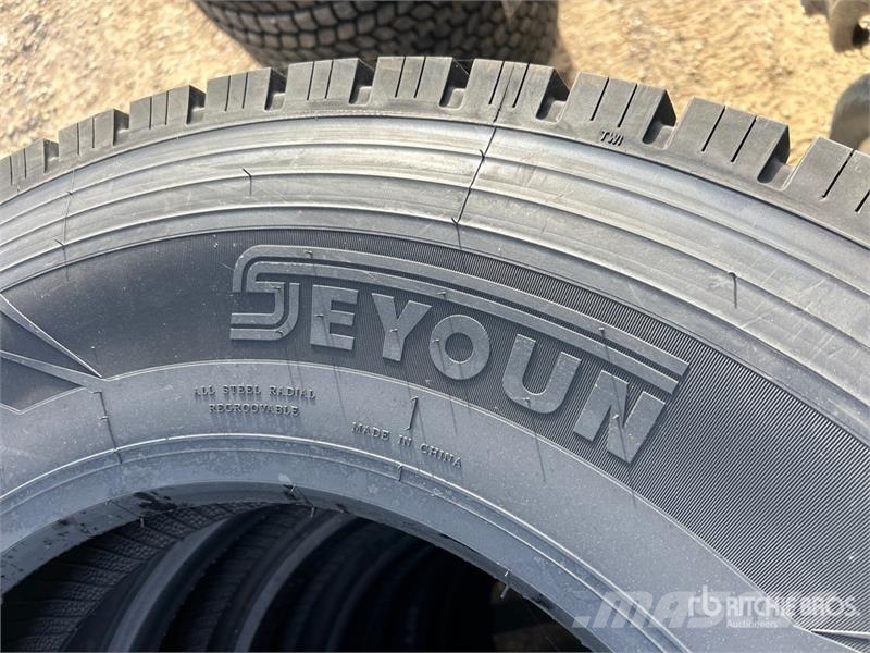  Quantity of (8) Seyoun 11R24.5 Tires (Unused) Pneus, roues et jantes