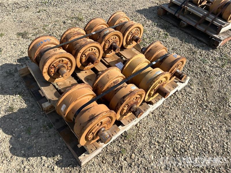 Quantity of (8) Single Flange Rollers Drugi deli