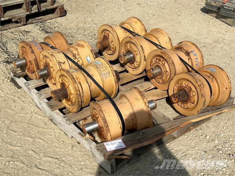  Quantity of (8) Single Flange Rollers - Fits D8 Ďalšie komponenty