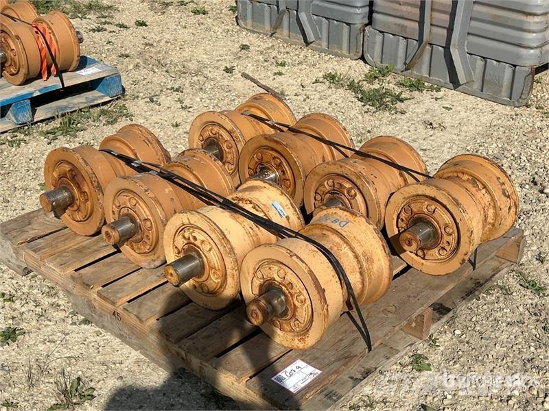  Quantity of (8) Single Flange Rollers Drugi deli