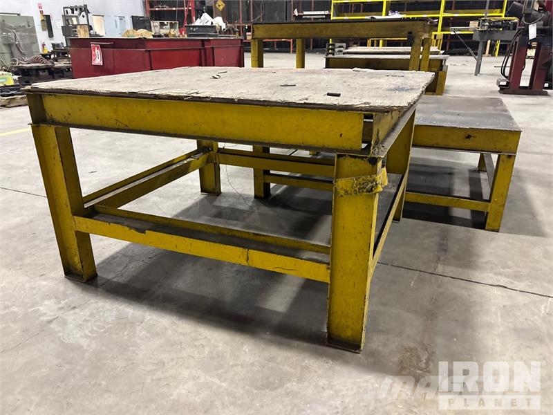 Quantity of (8) Tables Metal Frame Tables Shop Ta Utilaje construcții - Altele