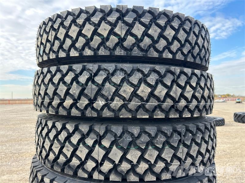 Quantity of (8) Taitong 11R24.5 Tires (Unused) Pneus, roues et jantes