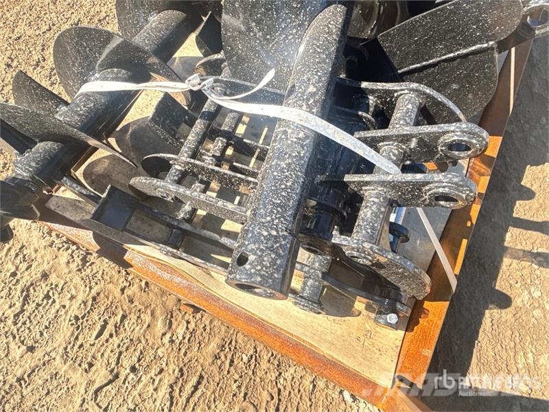  Quantity of (8)  VICSEC VCA-8 Mini Excavator Attac Kiti naudoti statybos komponentai