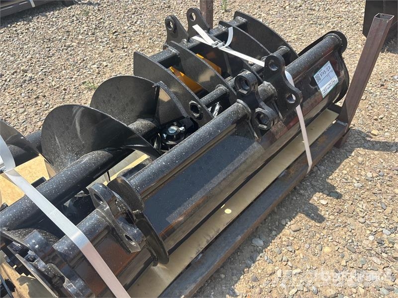 Quantity of (8) VICSEC VCA-8 Mini Excavator Attac Drugi deli