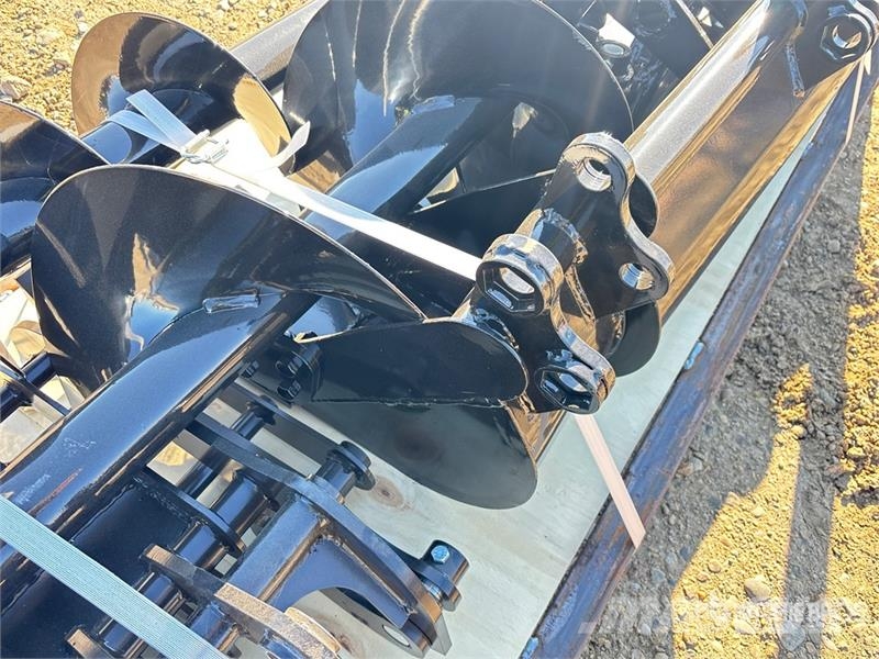 Quantity of (8) VICSEC VCA-8 Mini Excavator Attac Kiti naudoti statybos komponentai