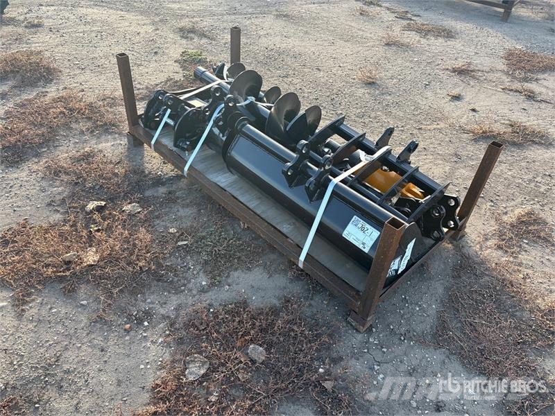  Quantity of (8)  VICSEC VCA-8 Mini Excavator Attac مكونات أخرى